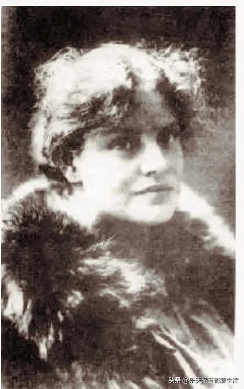 让男人容易成功的女人,能让男人坠入爱河的女人