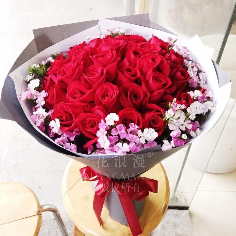 关于520的鲜花图片寓意,520送鲜花多少朵合适