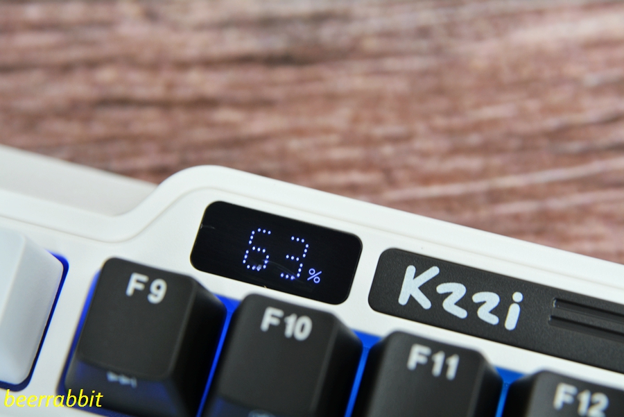 珂芝k75ttc烈焰紫,k75珂芝ttc快银轴是性能版吗