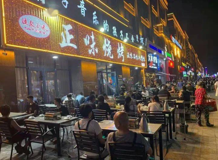 淄博烧烤火带来的商机有哪些,淄博烧烤火了之后地摊经济崛起
