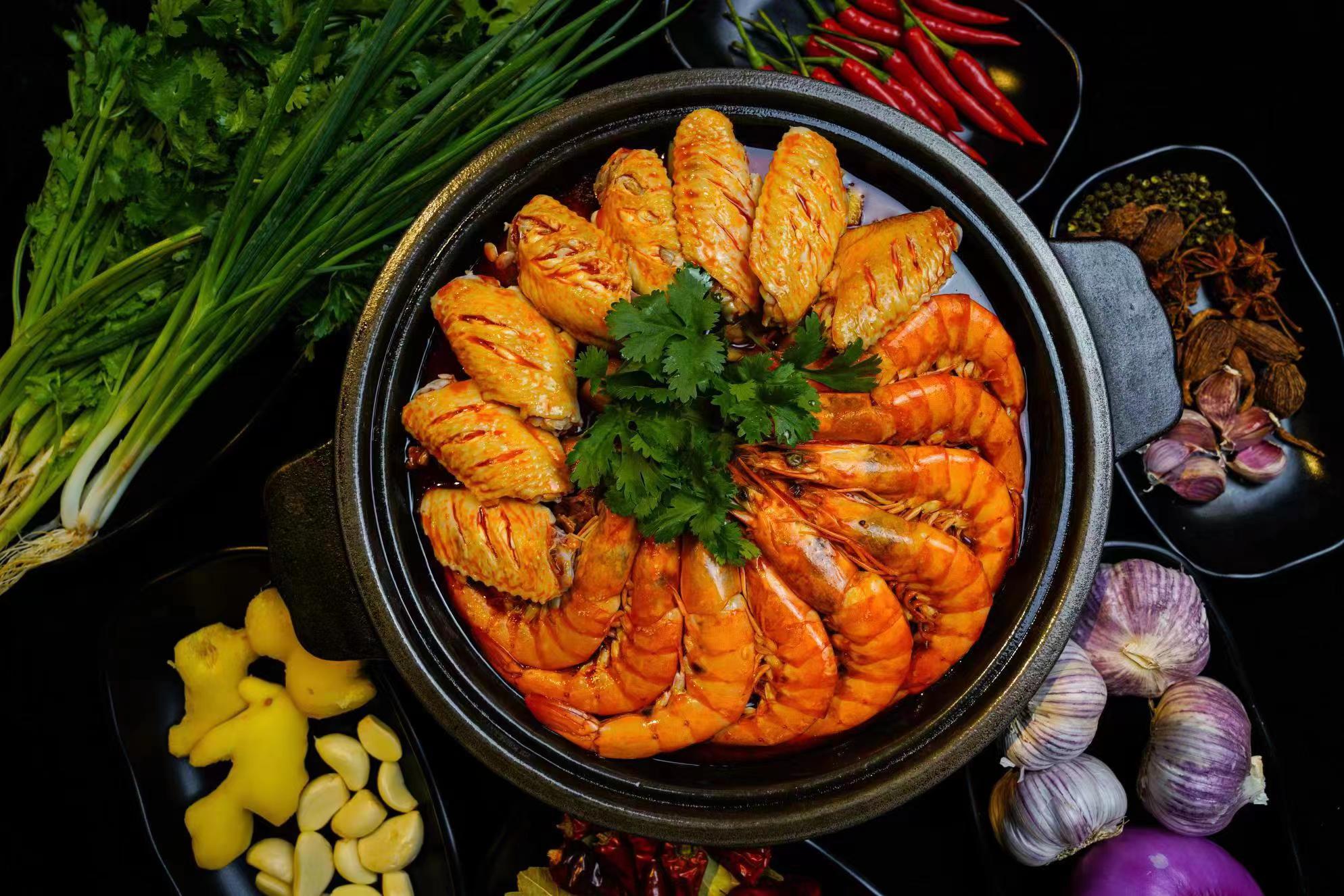 蜀八婆香汁焖锅4人热销套餐,蜀八婆香汁焖锅抖音团购套餐