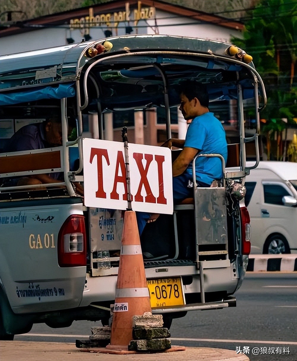泰国五一,中国游客没来,机场一片冷清,网友:中国赚钱中国花