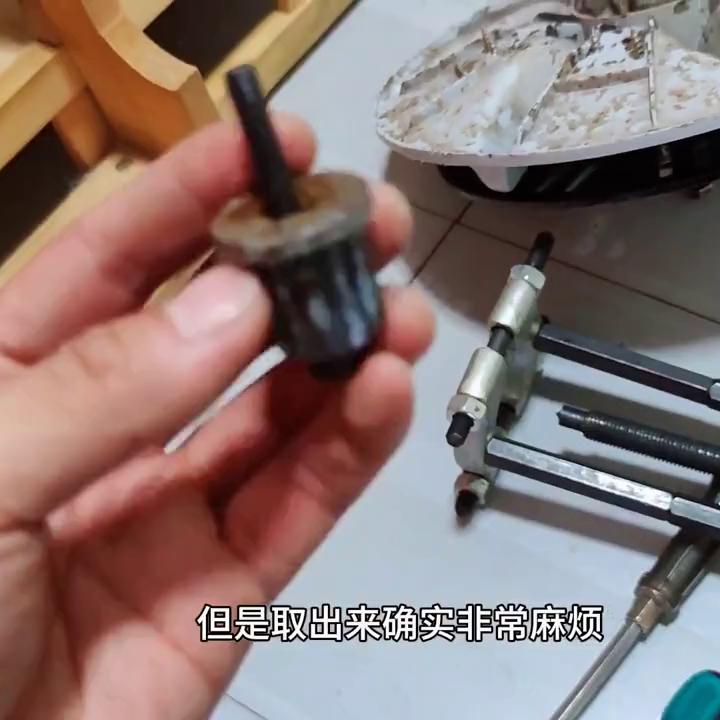 小天鹅水魔方洗衣机波轮拆卸过程,小天鹅水魔方tb80v80w拆洗方法