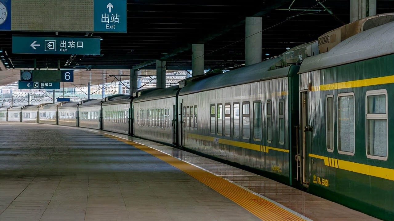 火车硬卧和硬座差别大吗,火车的硬卧和硬座什么区别