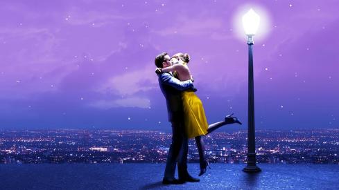 国内2500万票房的《小美人鱼》，把黑人主演给气破防了！