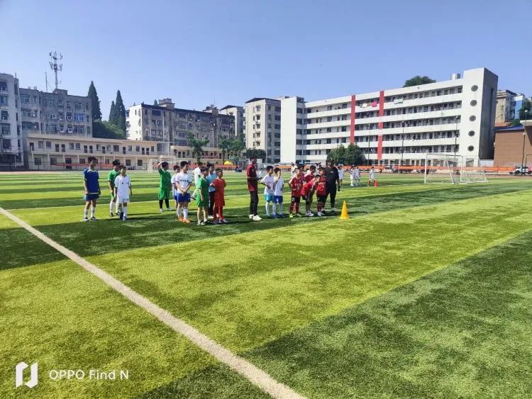 娴犳按鍘垮疄楠屽皬瀛︿簩骞寸骇瀛︾敓鍚嶅崟,2018婀栧寳鏍″洯瓒崇悆閫夋嫈