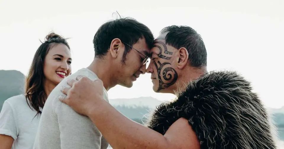 汤加海啸影响新西兰吗,汤加火山喷发致海啸完整