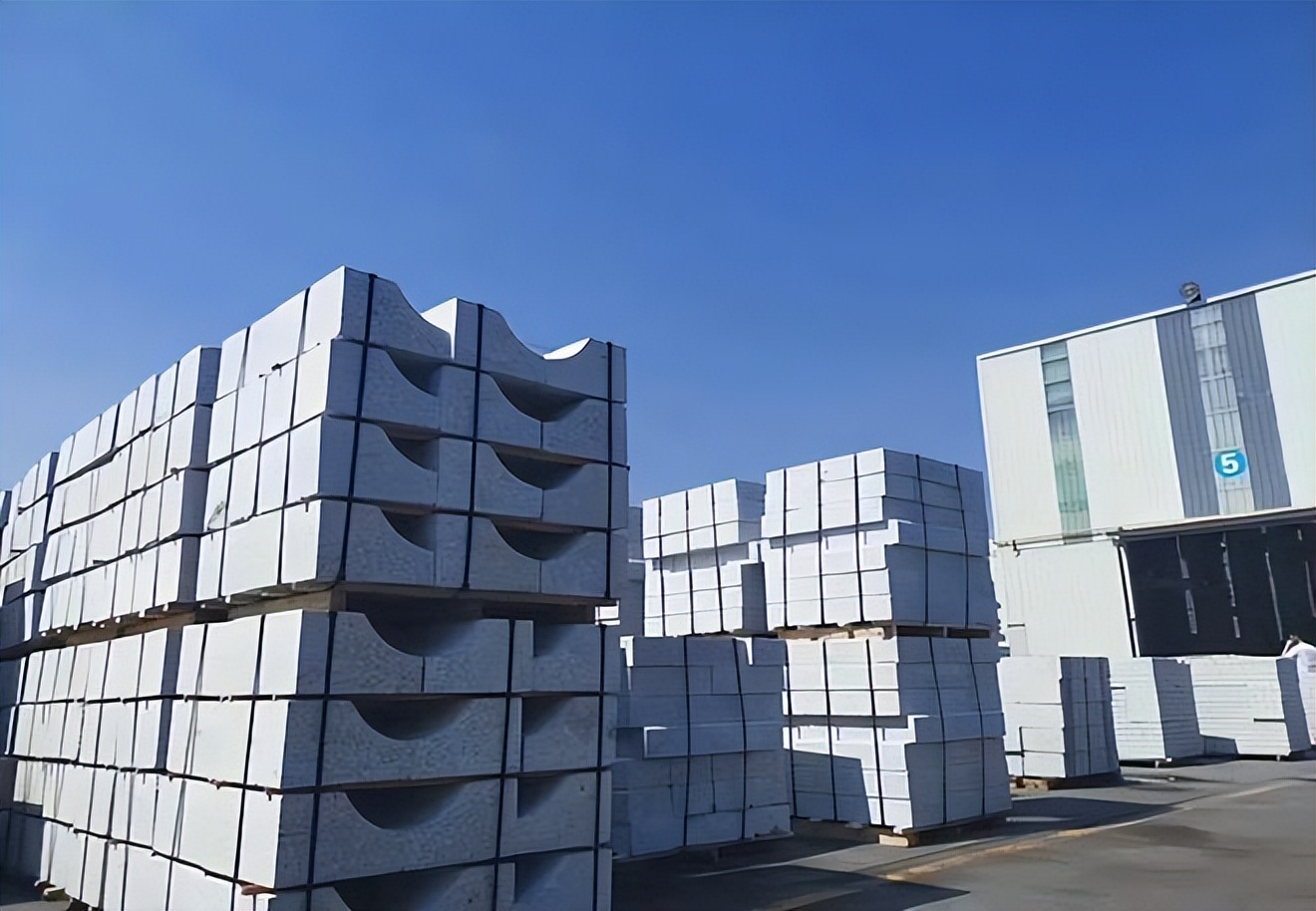 差差向岩石,冉冉凌青壁:衍生万物的地壳主要结构——花岗岩