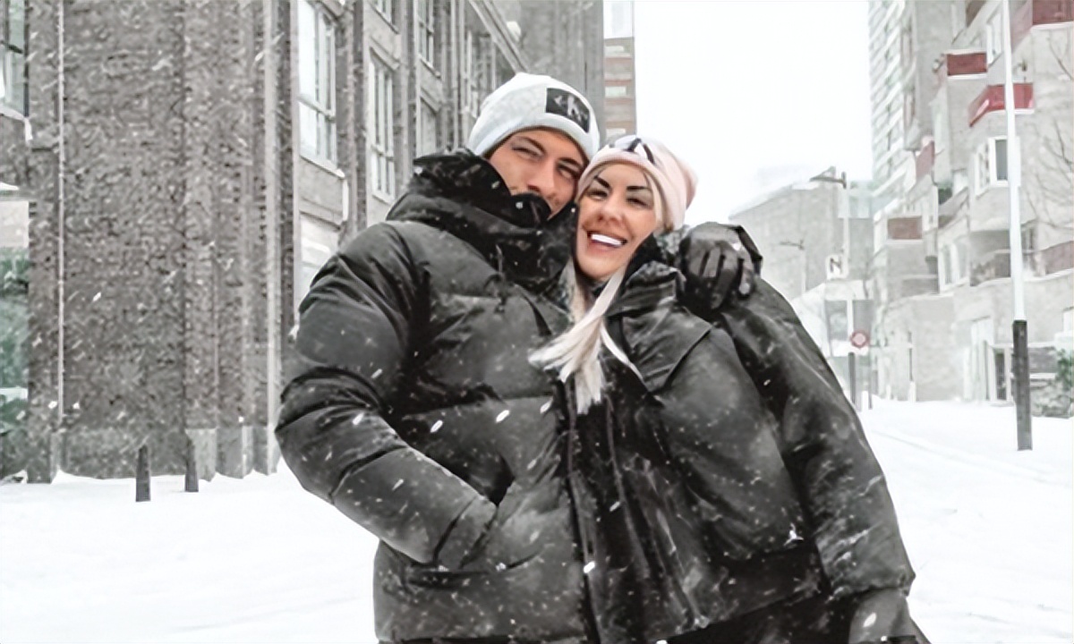 阿森纳马丁内斯女朋友,阿根廷球员女朋友