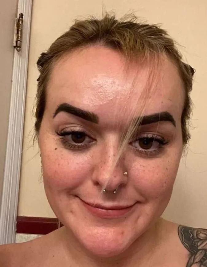 加拿大妈妈发现儿子头发莫名“越留越短”，居然是被家里豚鼠啃得