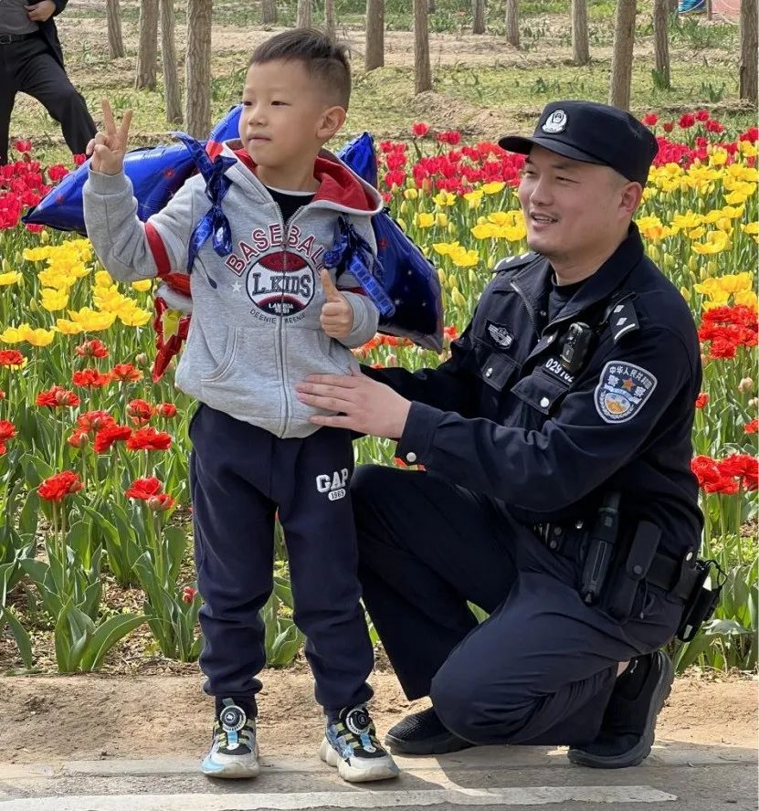 警花表白同为民警的新郎,警花燕子电影完整版