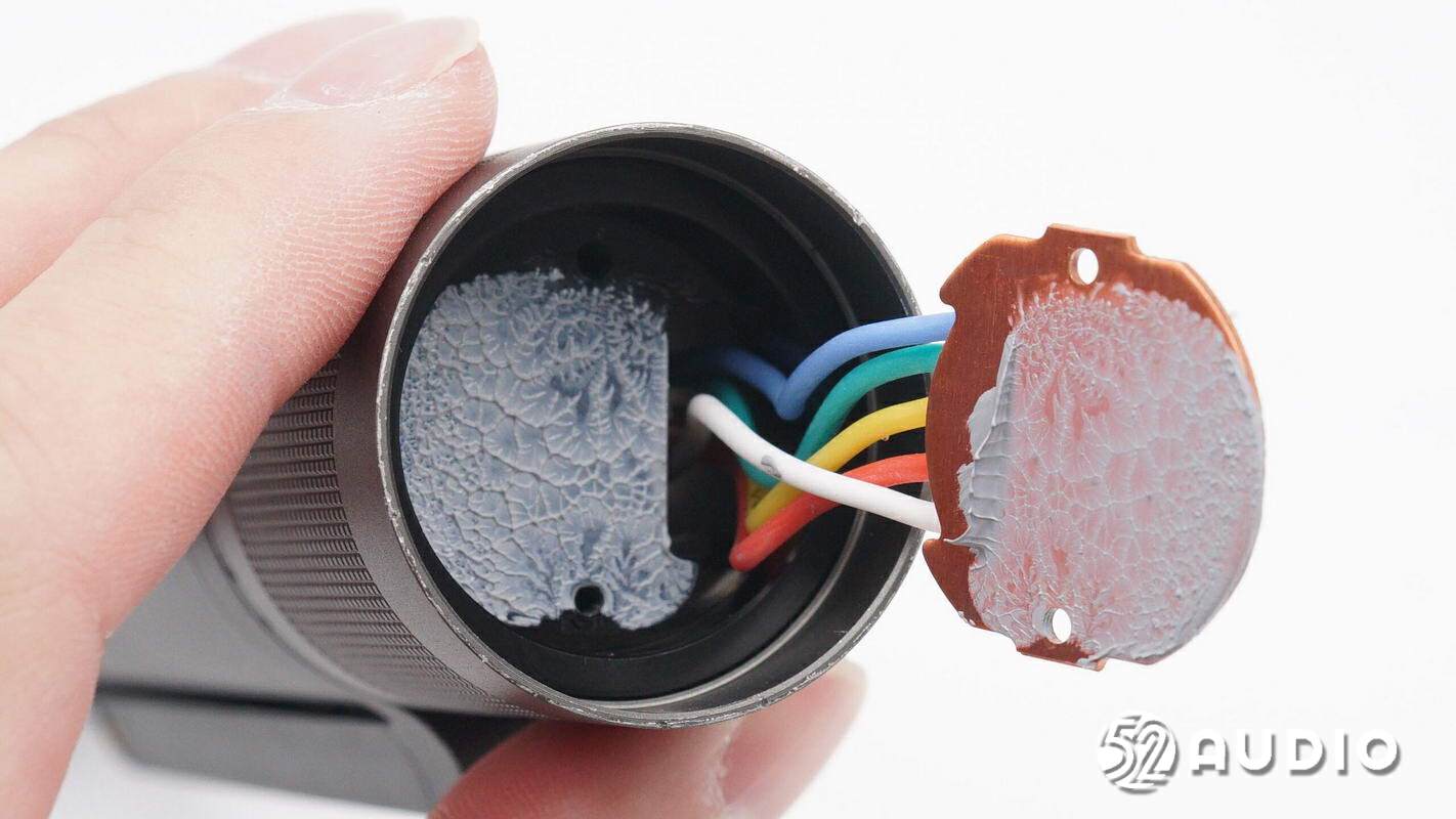 纳拓12合一雷鸣手电筒使用说明,纳拓户外雷鸣手电拆解方法