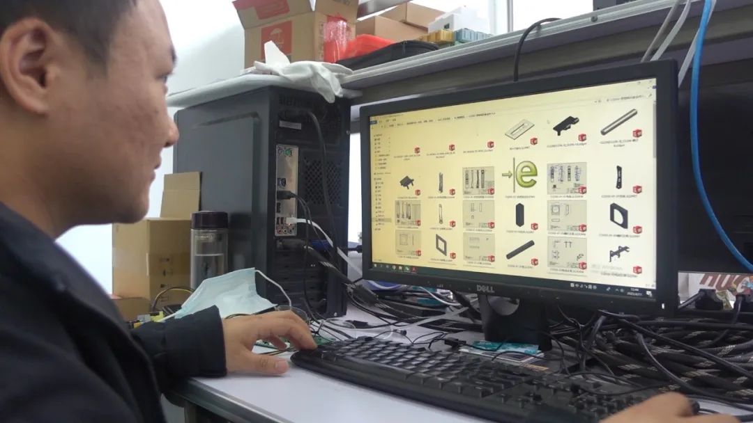 超清《4月月览》：全面加速产品化进程，全速推进元宇宙脱虚向实