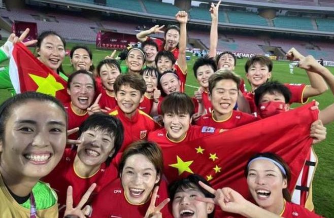 扬科维奇谈中国足球,国足扬科维奇的阵型