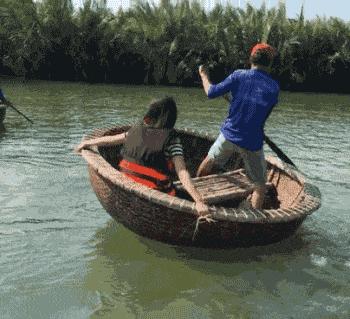 冰糕掉了一半,冰糕化在地上干了怎么清理