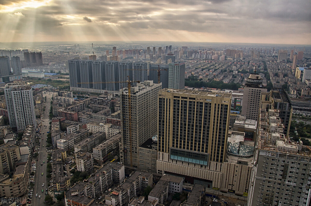 大连全国排名第几大城市,大连是辽宁省内的第一大城市吗