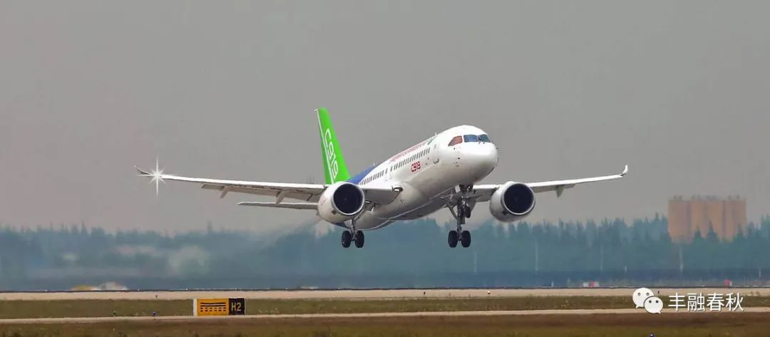 庆国庆喜迎党的二十大诗歌 (迎国庆感恩党喜迎二十大的诗歌)