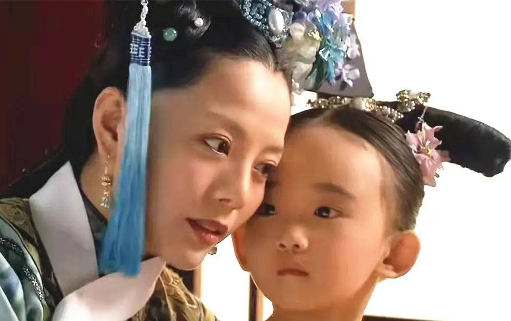 胧月大魔王解读,小时候胧月认甄嬛为额娘的时候