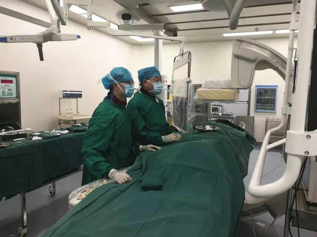 有高血压患者通过锻炼恢复的吗,有一种仪器可以治愈高血压