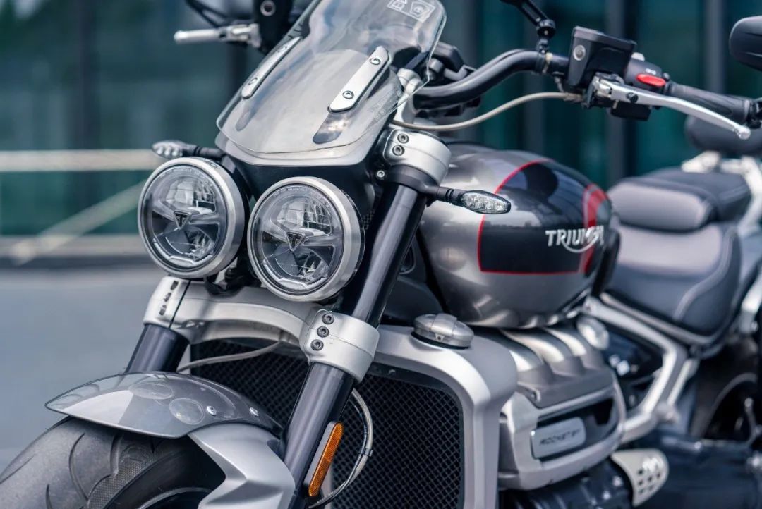 凯旋火箭3优缺点,火箭凯旋3新款试驾