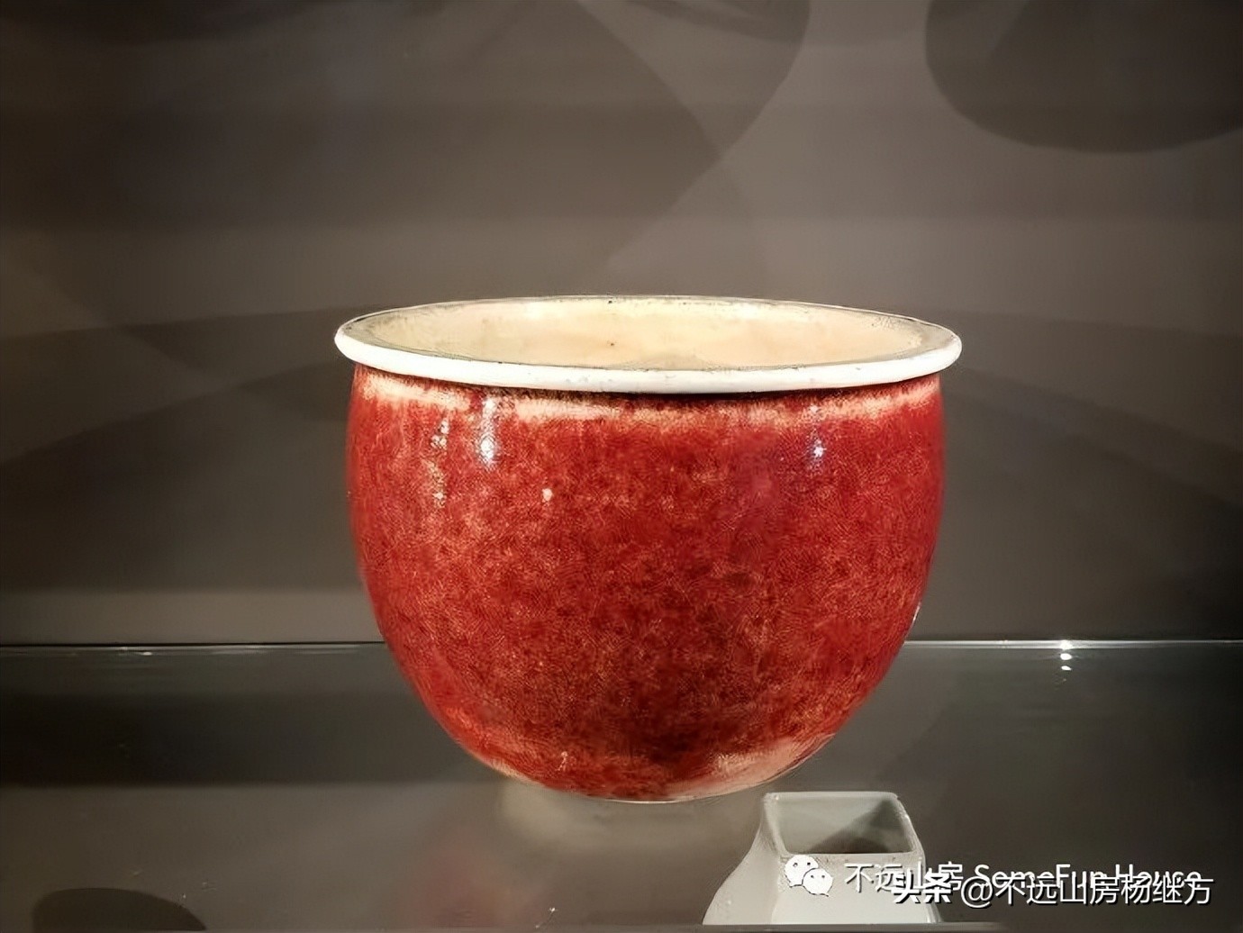 雍正乳白釉瓷器 (雍正年代青釉瓷器)