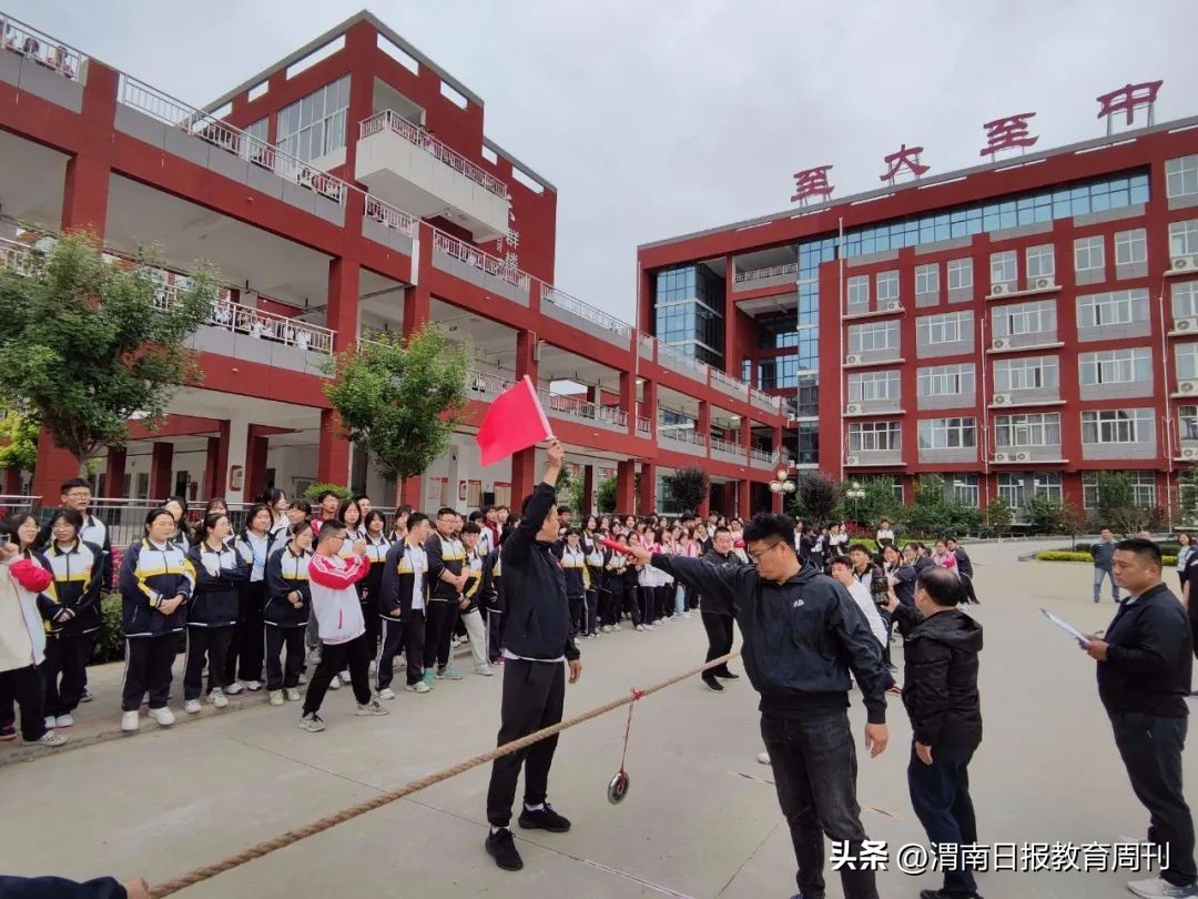 嗨起来广场舞比赛,趣味运动会嗨起来视频