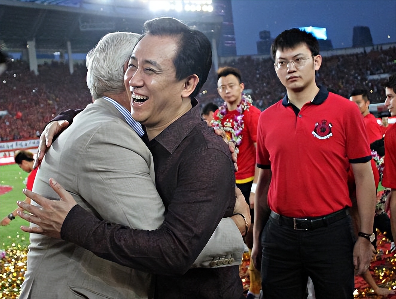 许家印的2.57亿负债会怎么处理,恒大许家印承担社会责任视频