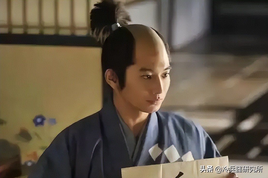 为什么日本武士刀在世界上受推崇,日本武士刀为什么会有两种