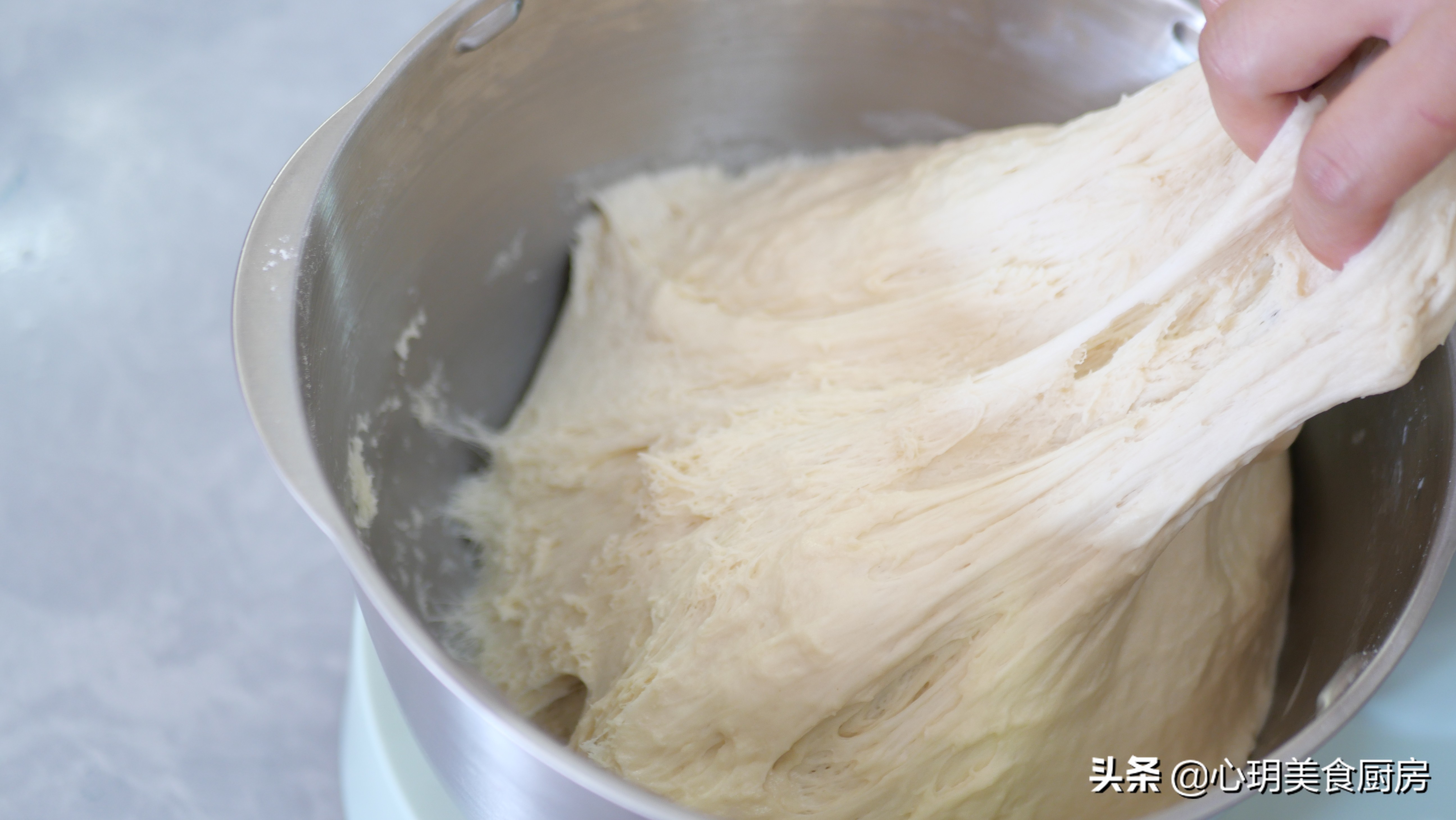 淀粉和生粉一字之差,淀粉和生粉一样吗有何区别