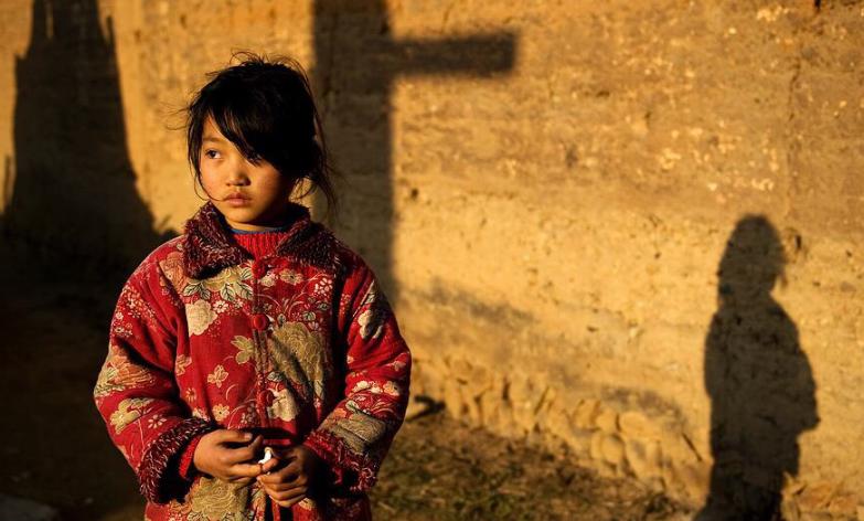 留守儿童被歧视例子,当过留守儿童的人内心都比较自卑