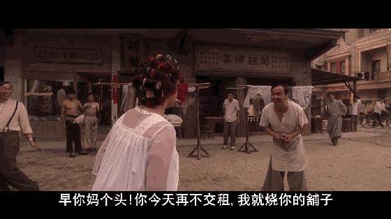 周星驰60岁仍玩海上冲浪，玩超高难度动作让年轻人自叹不如