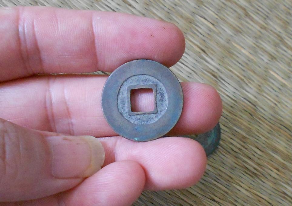 北宋元丰通宝四出小字版母钱图片,元丰通宝折二篆书母钱价格是多少