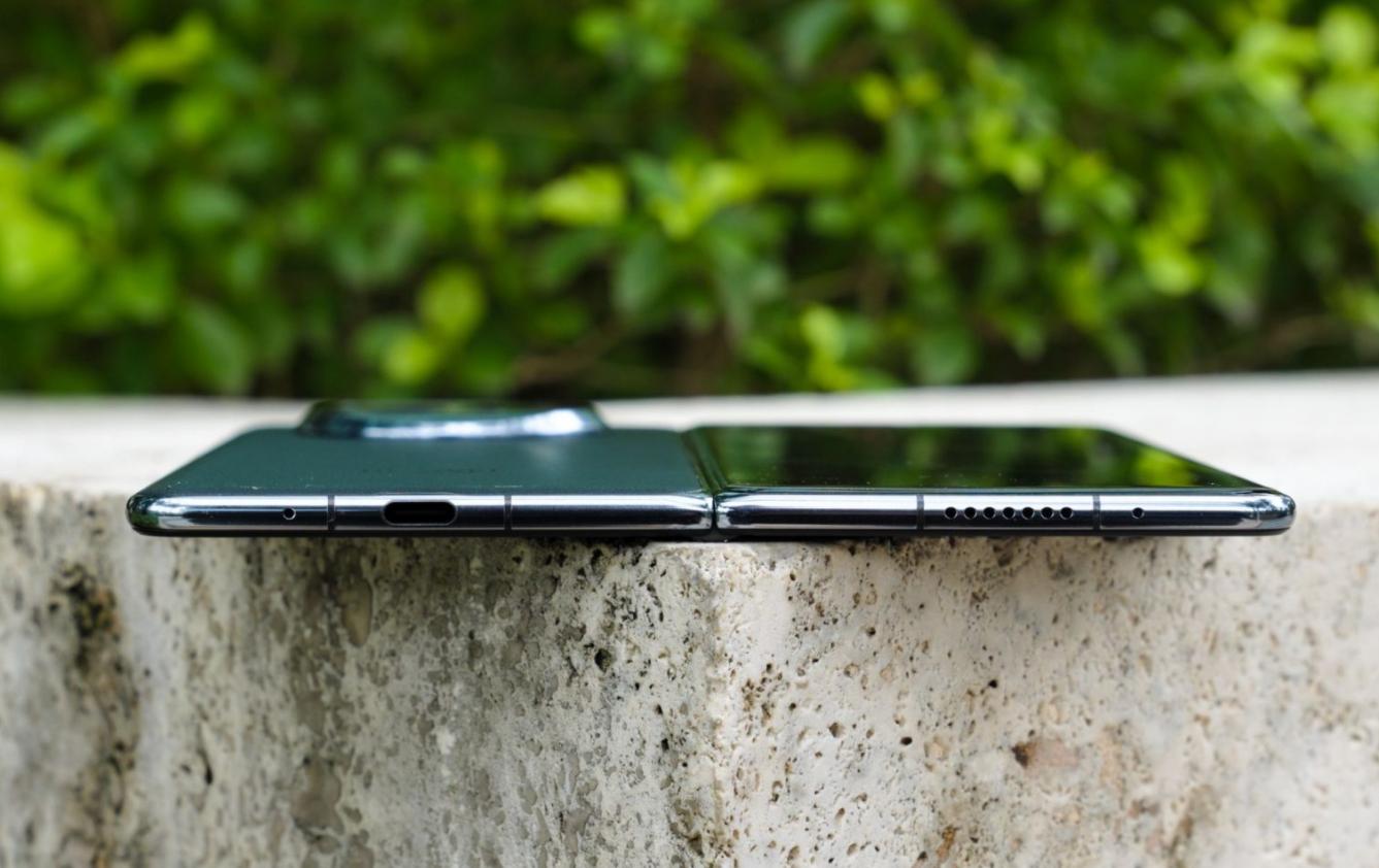 最新华为折叠手机matex3真实评测,华为折叠手机最新款matex3评测