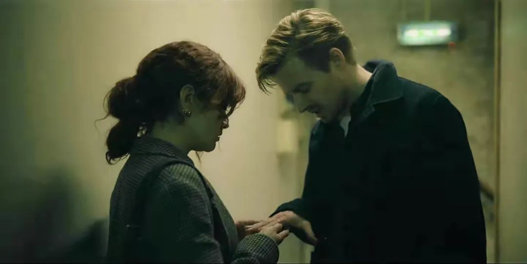 《流人》英剧,英剧《流人》片段