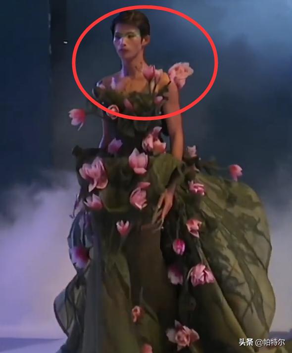 陆仙人怎么走路有气质教程,陆仙人走路教学