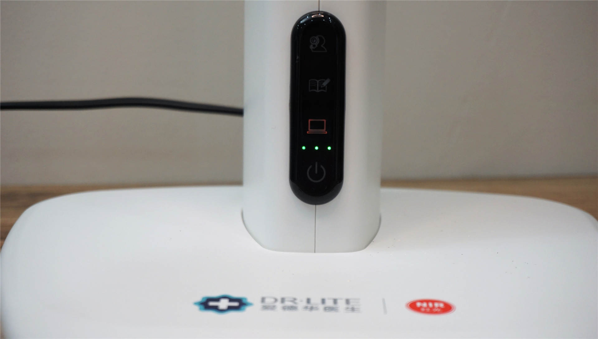 爱德华天使之光2护眼灯测评,天使之光台灯多少钱