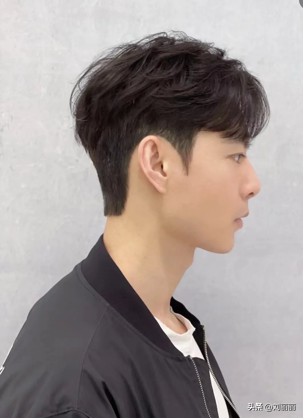 这10款男发简单干净又显气质,精选流行男发20款