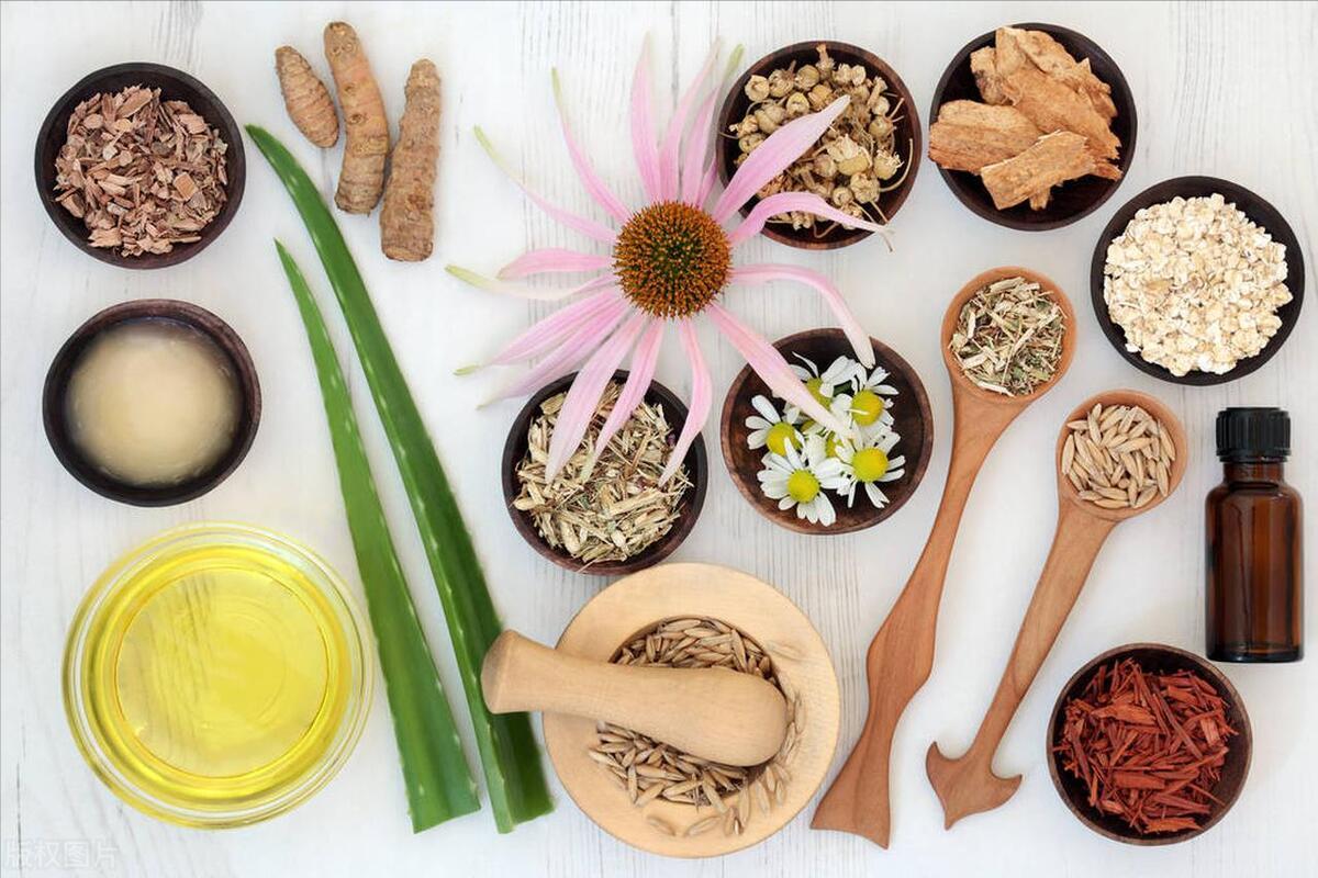 中药治疗黑头的方剂,中药配方去黑头小窍门