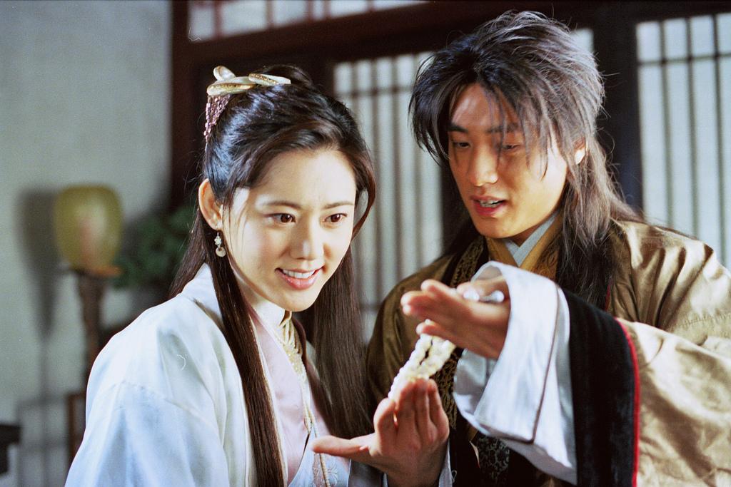 秋瓷炫为什么和丈夫两地分居,秋瓷炫于晓光生子后采访