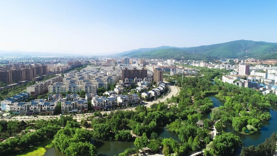 城乡一体化城乡消费差距研究背景,新型城镇化对城乡收入差距