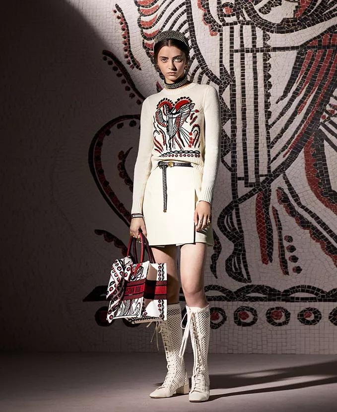 心动时刻大胆示爱，2022大牌情人节限定来了