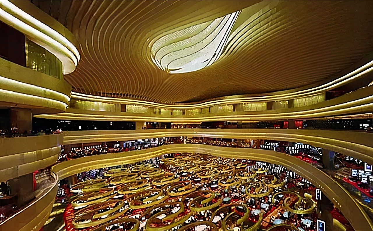 身价十亿的赌王千金,赌王何鸿燊千亿资产