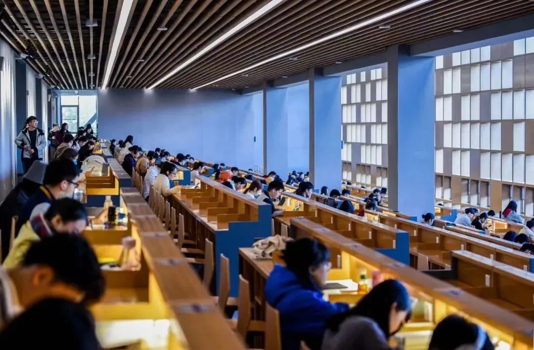 大揭秘！藏在东北名校的“网红图书馆”，还有“神秘书屋”惊喜亮相！