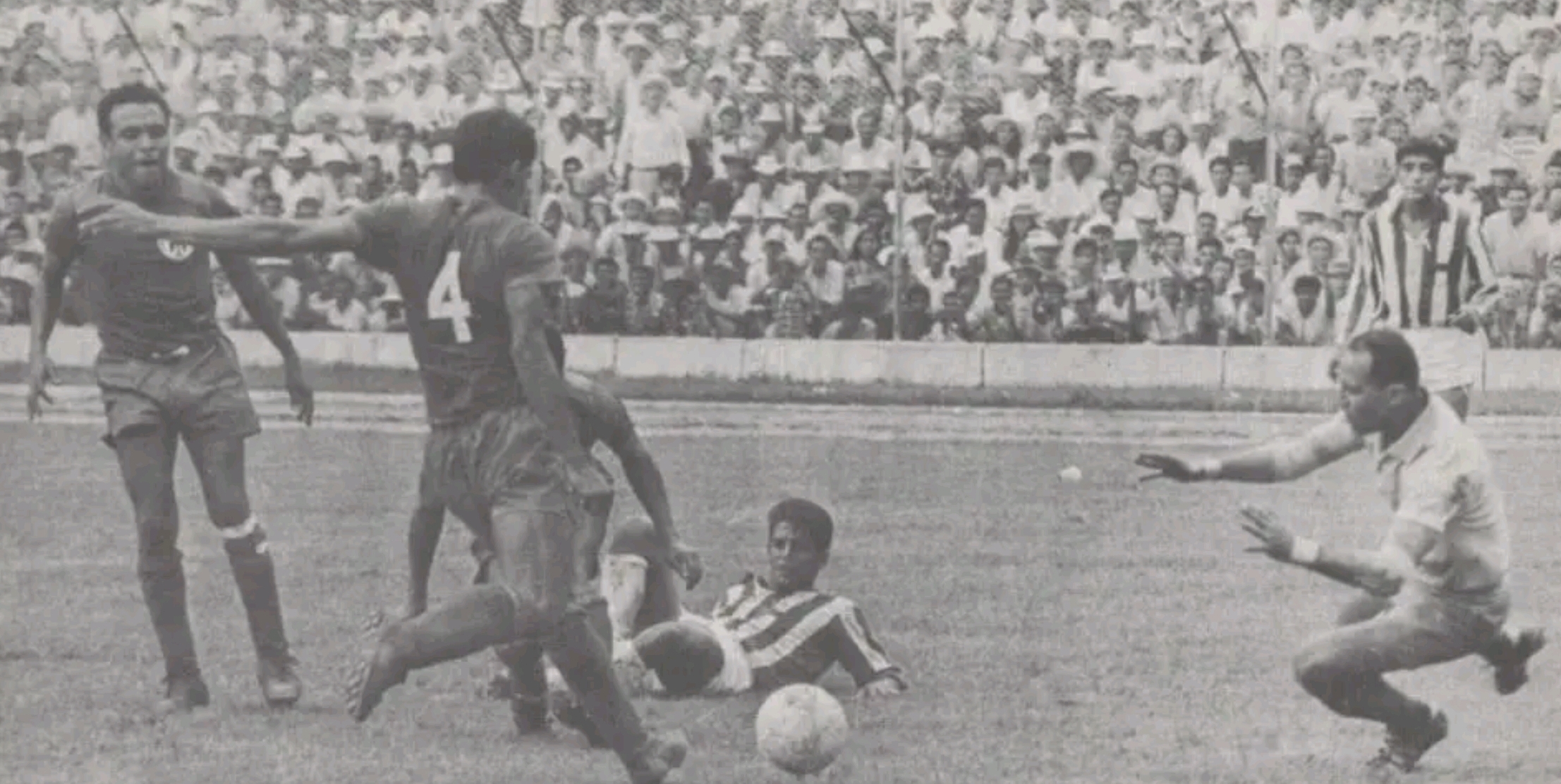 足球世界杯史上最惨烈的比赛,世界杯足球十大惨案