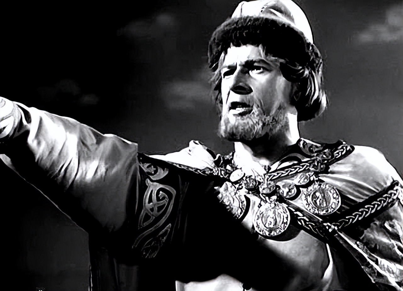 2008年俄罗斯人心中伟人的排行榜，列宁只能排第6，斯大林第3