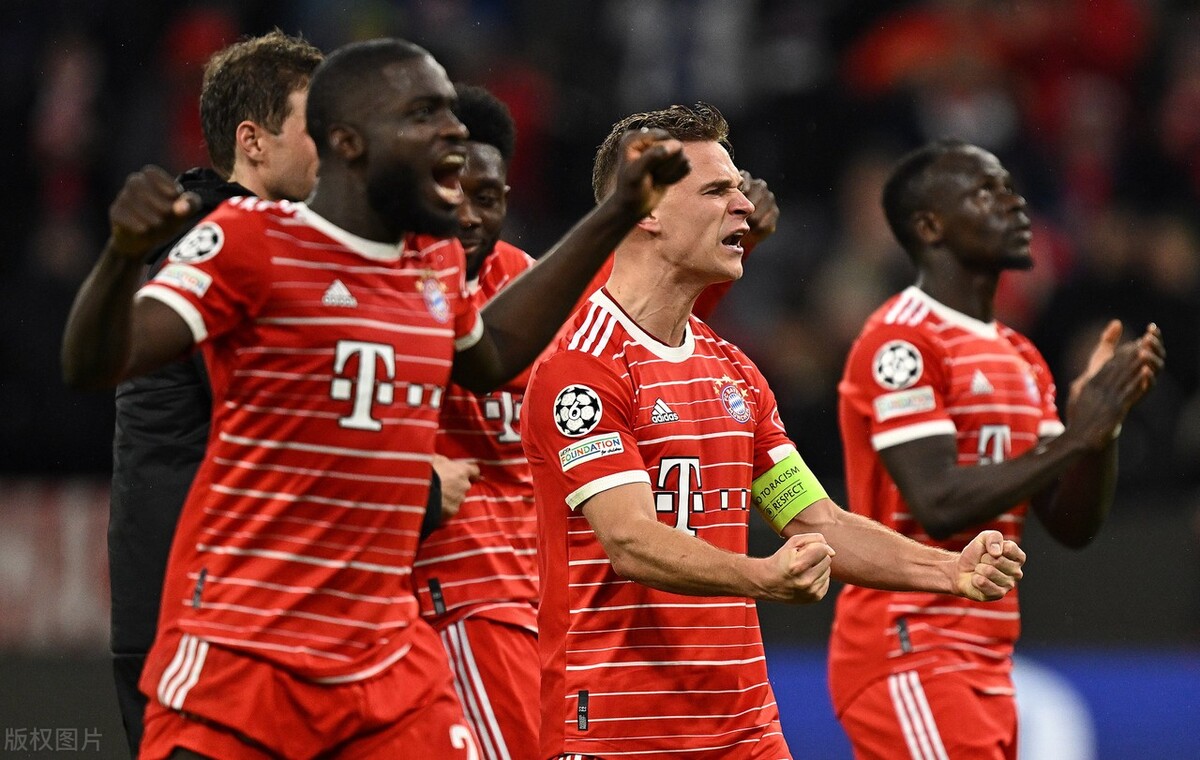 拜仁2比0巴黎梅西表现,欧冠巴黎对阵拜仁梅西突破被放倒