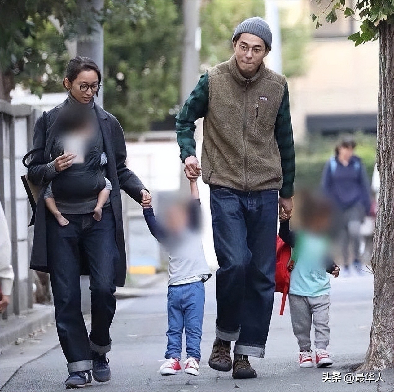 最惨星二代:父亲出轨,丈夫出轨,母亲迷信*教邪**欠下巨债