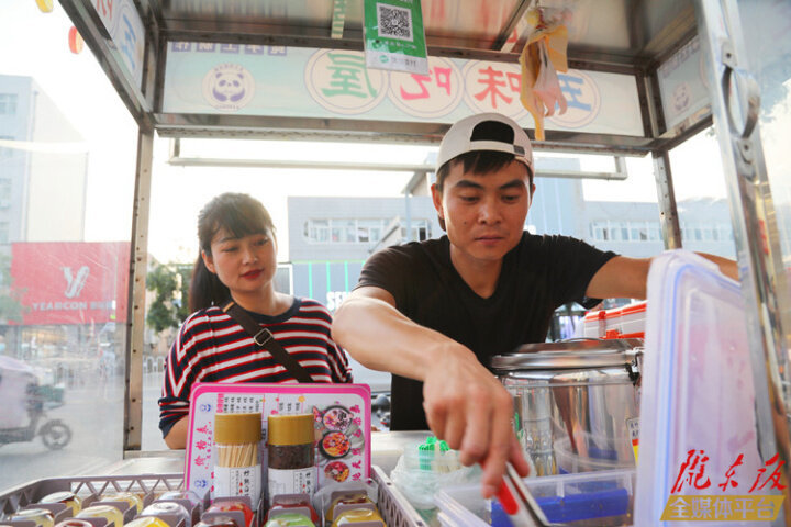 听障小夫妻郭雄刚王红娟——突破无声世界拥抱多彩生活