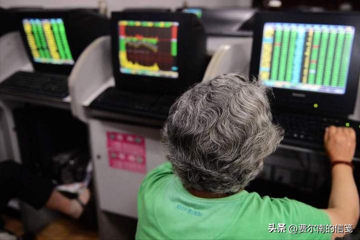 男子拿亡母留下的600万存单取钱,男子拿亡母600万存单取款