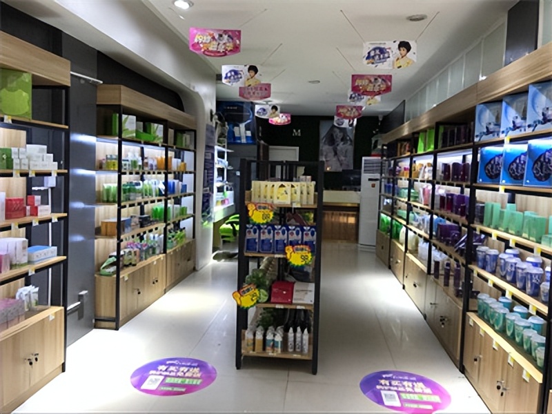 开化妆品店怎么起步,开化妆品店怎么做最火